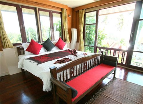 The Villa Hacienda 8