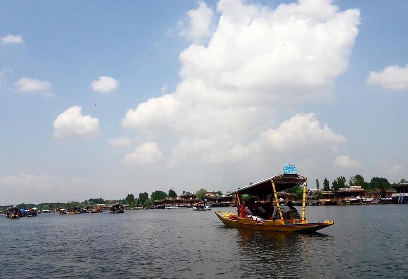 Pension Houseboat Zaindari Palace 12