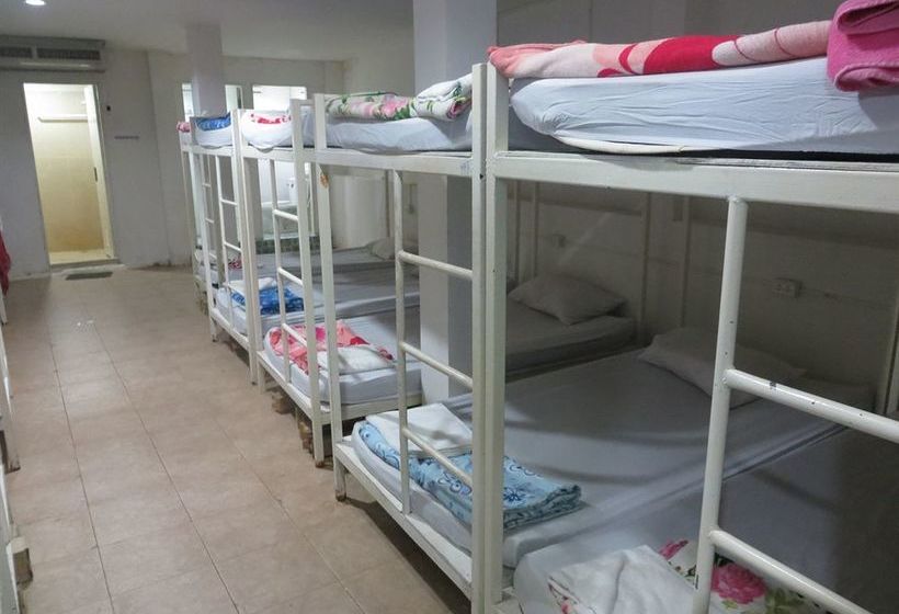 Hostel Lucky House Dorm Room 4