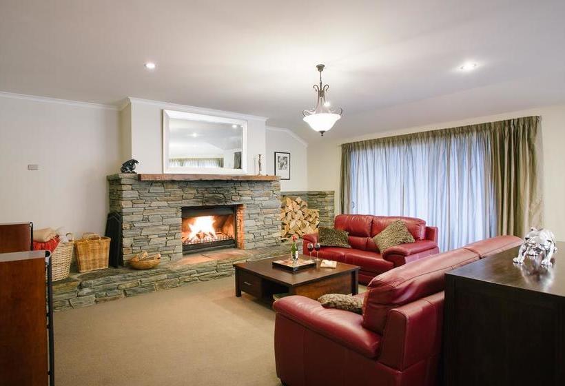 Bed and Breakfast Wanaka Alpine Lodge 1