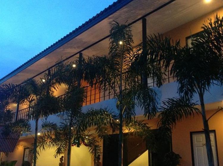 Hotel Phuket Airport Inn 14