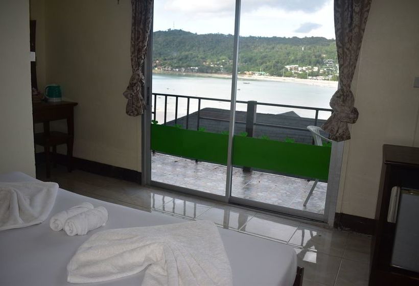 Hotel Phi Phi Beach Front Resort 17