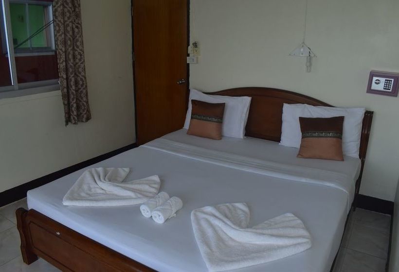 Hotel Phi Phi Beach Front Resort 5