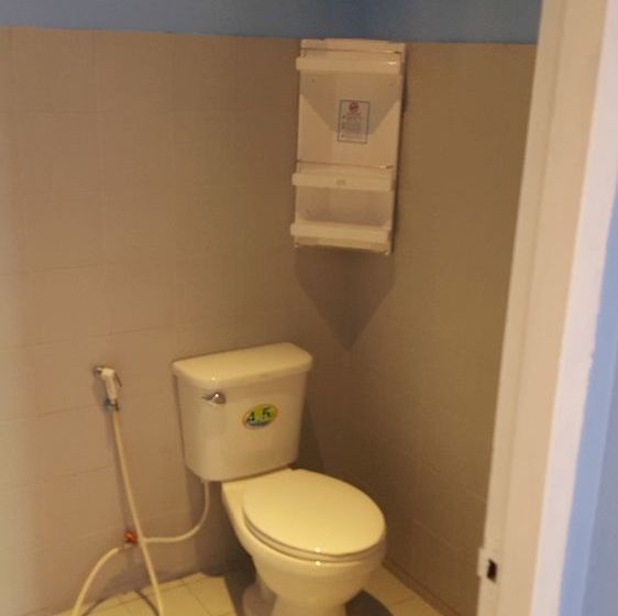 Hotel Laila Food And Drink Guesthouse 11