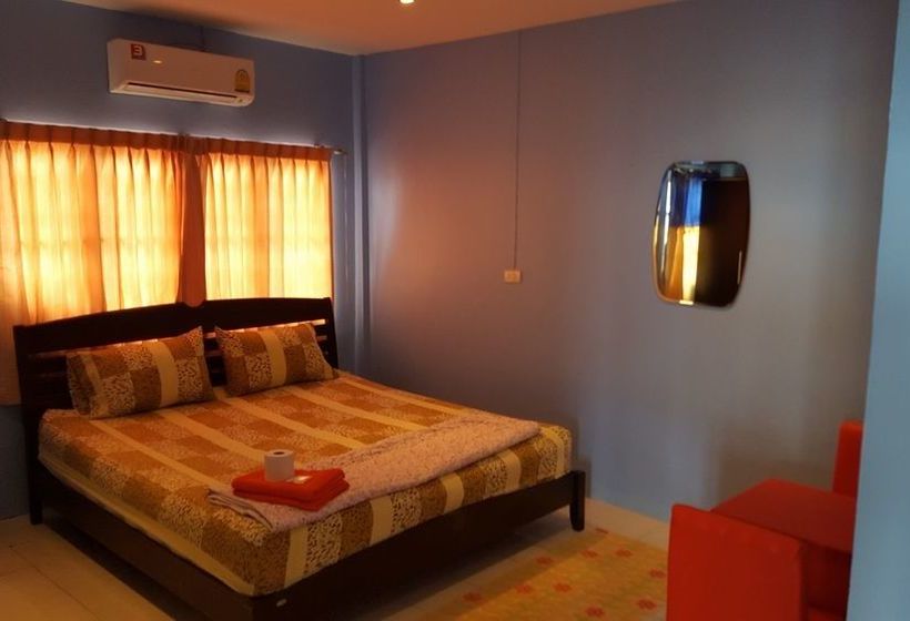 Hotel Laila Food And Drink Guesthouse 3