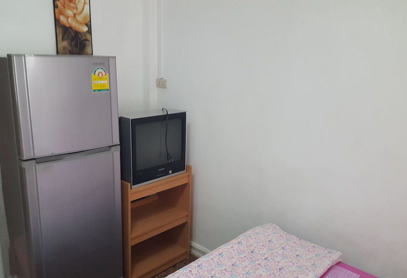 Hotel Laila Food And Drink Guesthouse 4