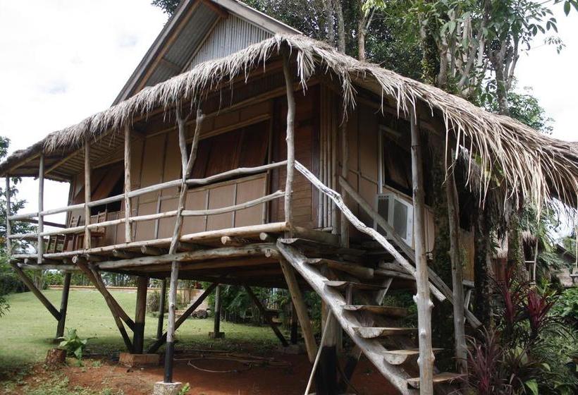 Bamboo Hideaway Resort 19