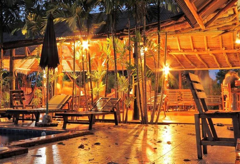 Bamboo Hideaway Resort 2