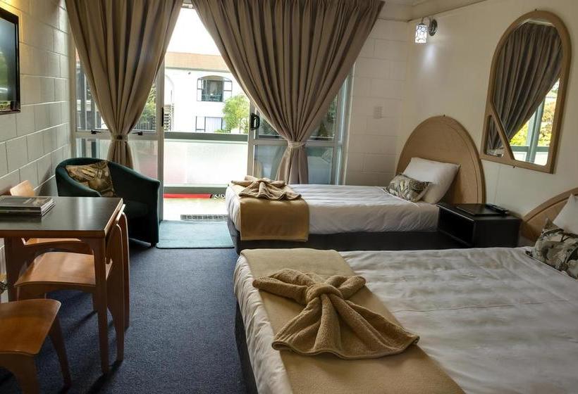 Motel Alpha Motor Inn 11