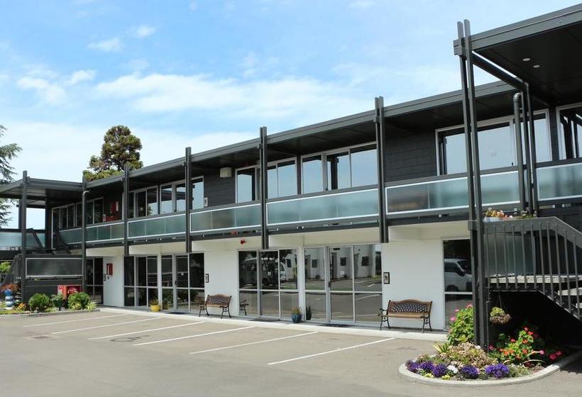 Motel Alpha Motor Inn 13