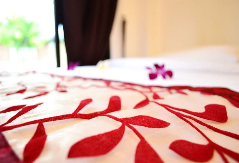 Hotel Phuket Siray Hut Resort 11