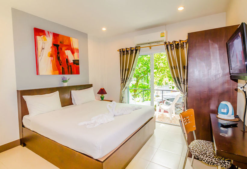 Hotel Baan Yuyen Karon Guesthouse 12