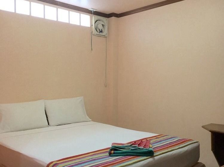 Hotel Coconut Grove 12