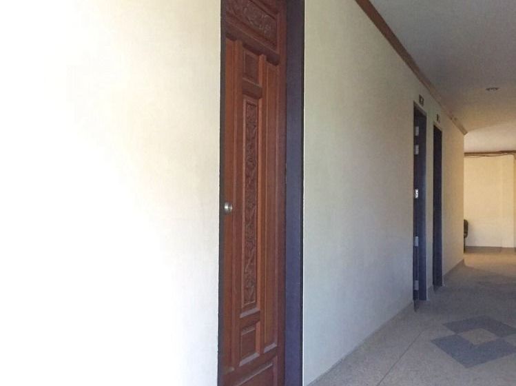 Hotel Coconut Grove 13