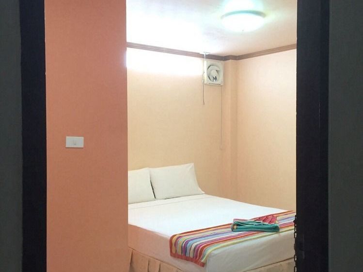 Hotel Coconut Grove 9