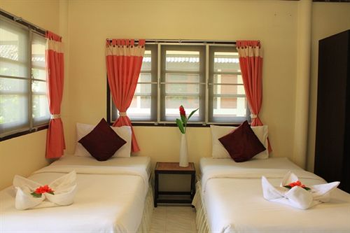 Hotel Baanrommai Resort 11