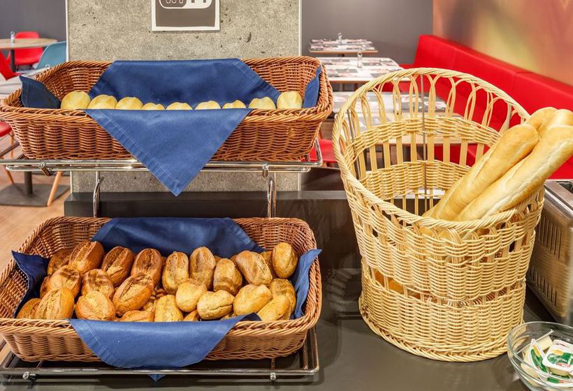 Hotel Ibis Krasnodar Center 16