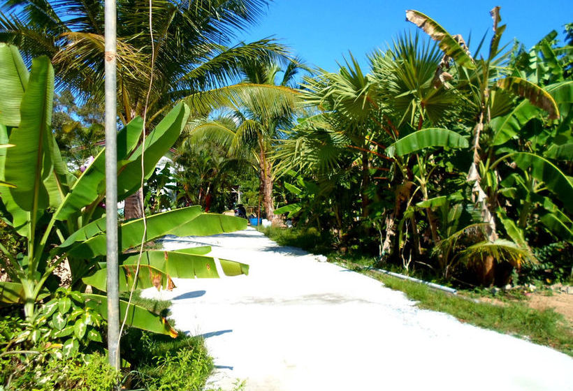 Hôtel Rewadee Garden Resort 8