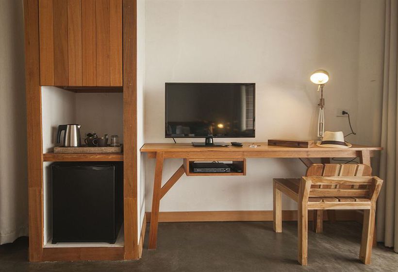 Escape Beach Resort 9