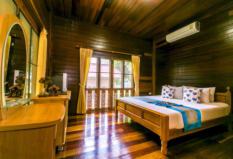 Hotel Baan Boonrod 13