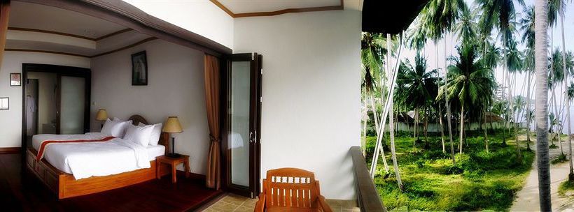 Lipa Bay Resort Surat Thani