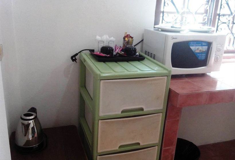 Resort Baan Rim Lay Lipa Noi 4