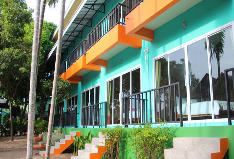 Hôtel Samui Poshtel 12