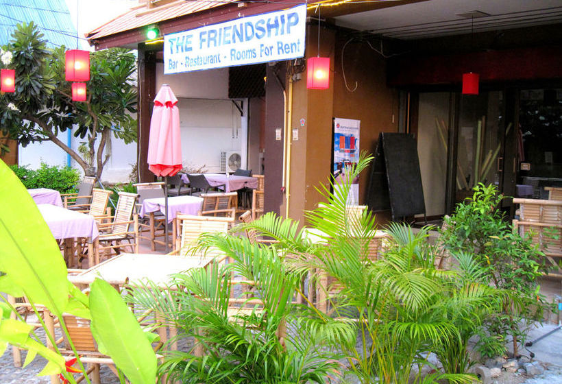 The Friendship - Hostel 2