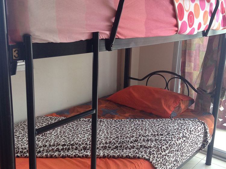 Let's Go Backpackers Hostel 6