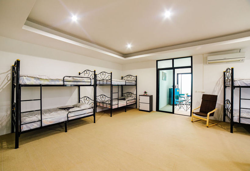 Backpackers Eurohostel Surat Thani