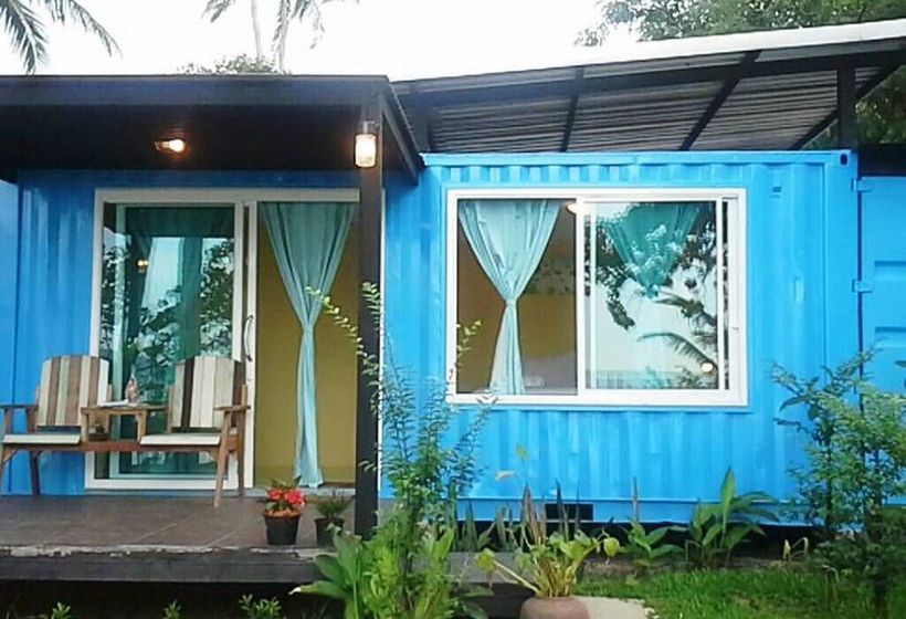 Resort Think & Retro Cafe Lipa Noi Samui 10