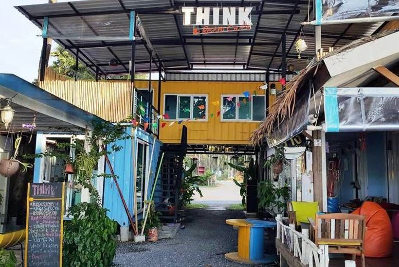 Resort Think & Retro Cafe Lipa Noi Samui 19