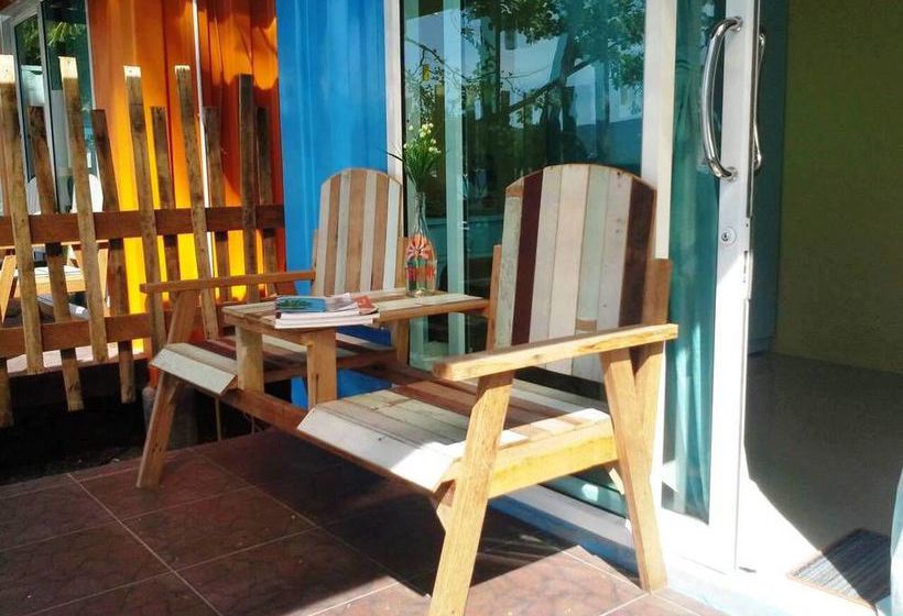 Resort Think & Retro Cafe Lipa Noi Samui 9