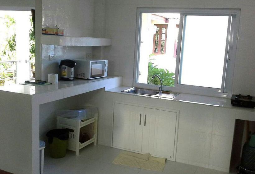 Hotel Krisada Beach Resort 18