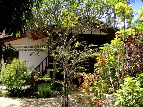 Hotel Bang Po Village 1