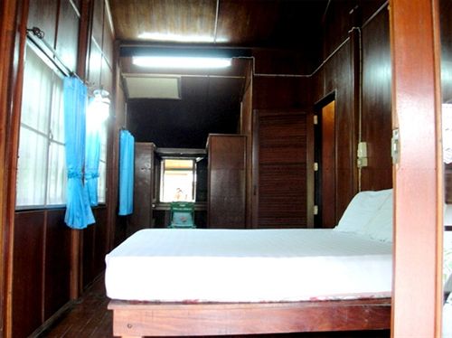 Hotel Bang Po Village 11