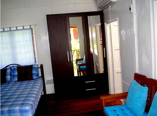 Hotel Bang Po Village 14