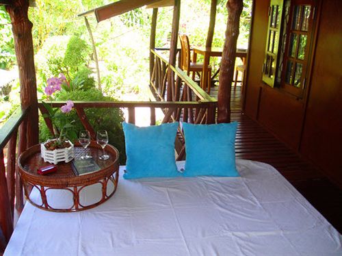 Hotel Bang Po Village 7