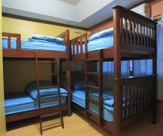 Hostel Baan Smile Place 11