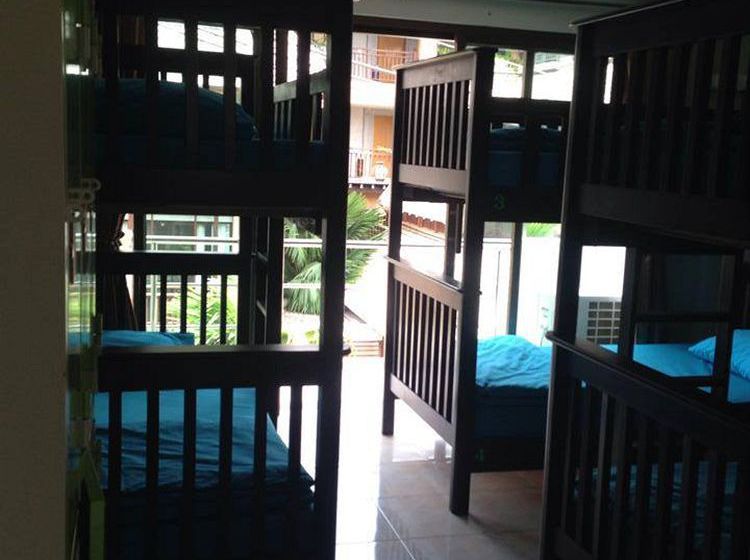 Hostel Baan Smile Place 5