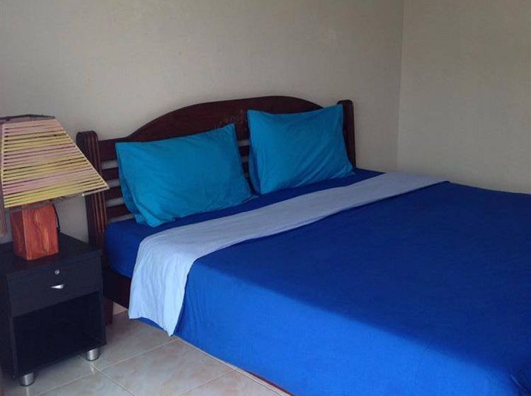 Hostel Baan Smile Place 6