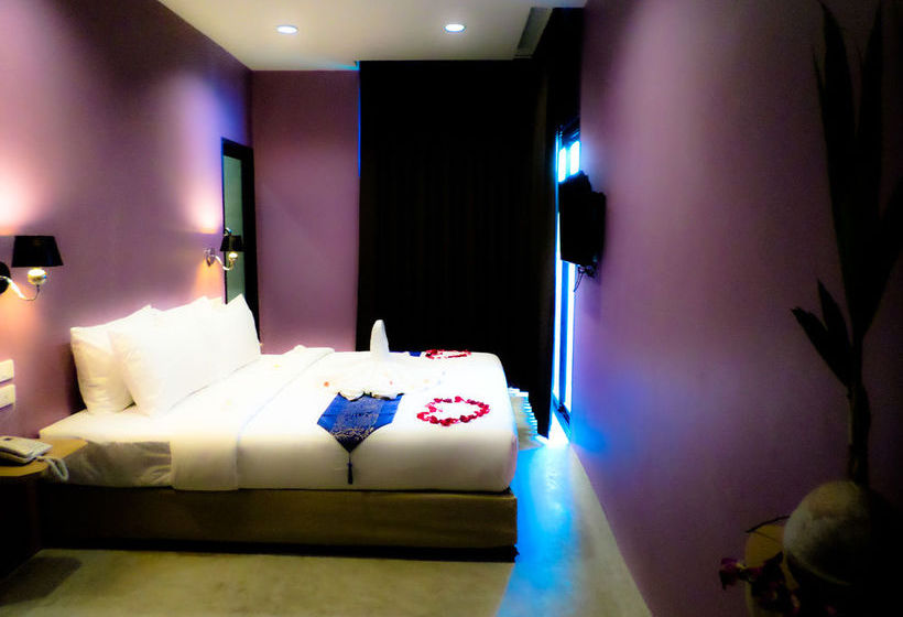 Hostel Behind The Scene Hotel Club @ Samui 7