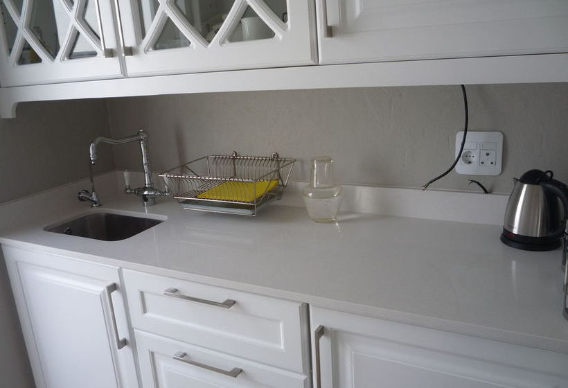 Worcester Cottage And Suite 12