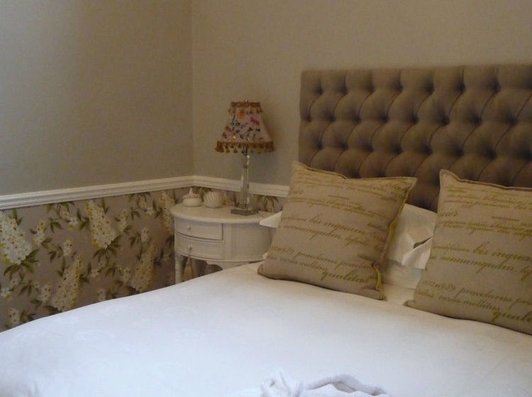 Worcester Cottage And Suite 15