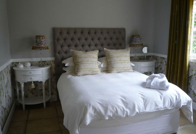 Worcester Cottage And Suite 2