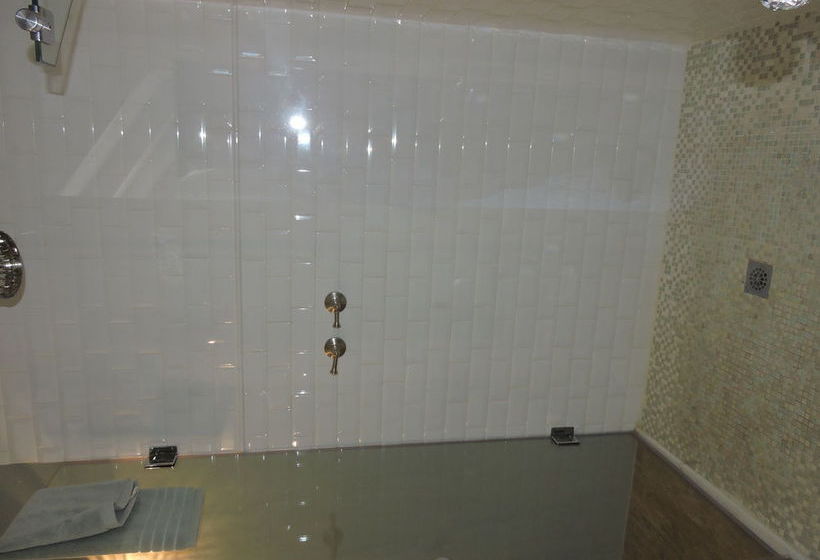 Worcester Cottage And Suite 7