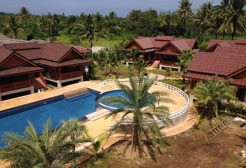 Hotel Sangsawan Palace Khaolak 10