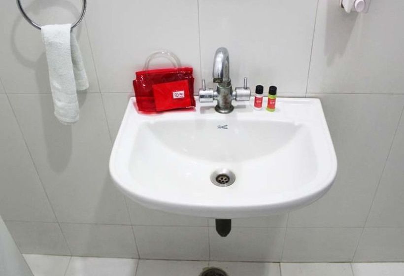 Hotel Oyo Rooms By Pass Road Gandhi Nagar 1