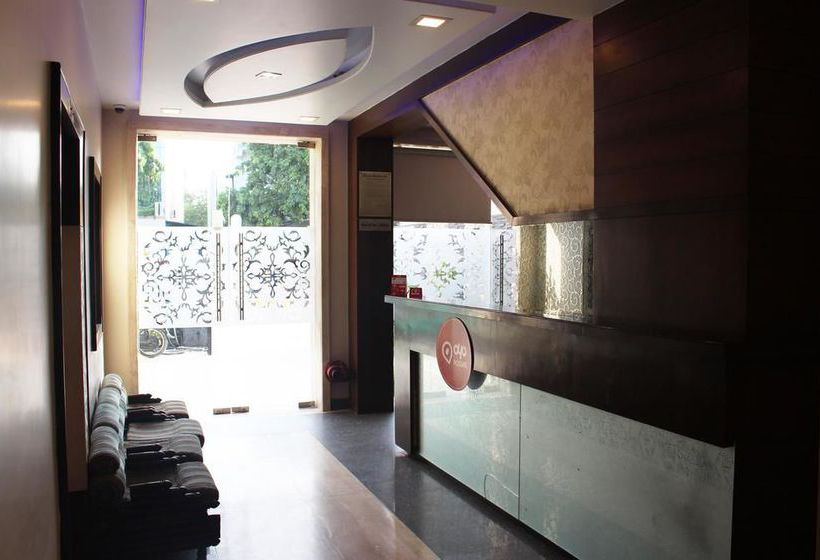 Hotel Oyo Rooms Station Road 18