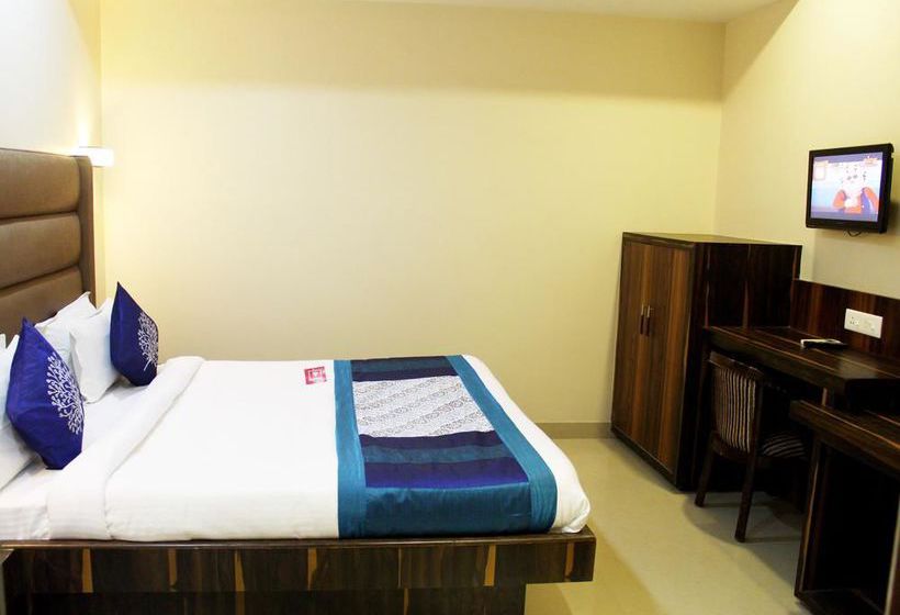 Hotel Oyo Rooms Station Road 8